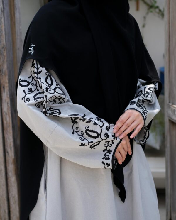 Maryam Abaya - Image 3